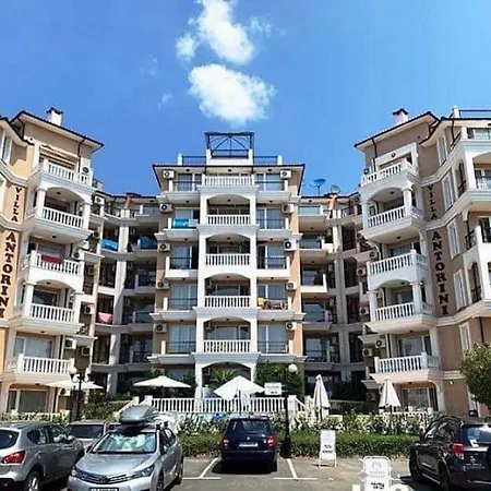 In Antorini Sveti Vlas